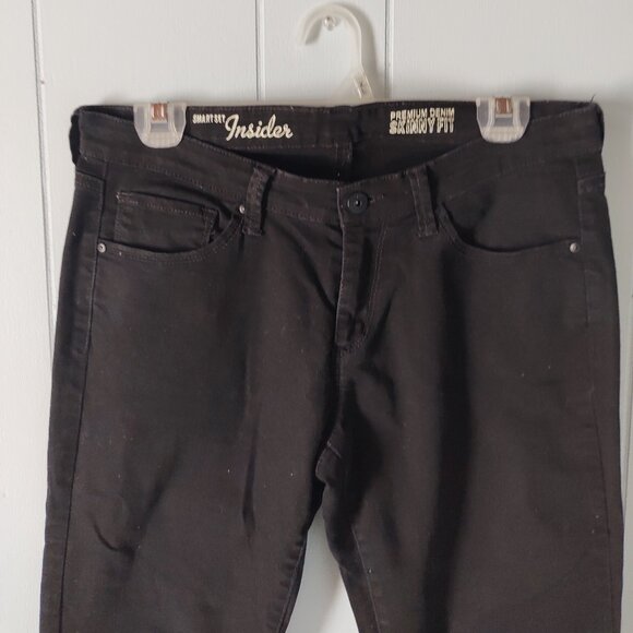 Smart Set Premium Denim Black Wash Skinny Jeans - Picture 3 of 8